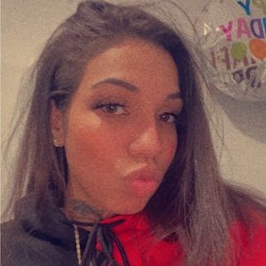 Meet your Posher, Mckayla